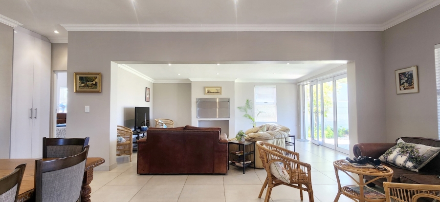 To Let 3 Bedroom Property for Rent in Agulhas Western Cape